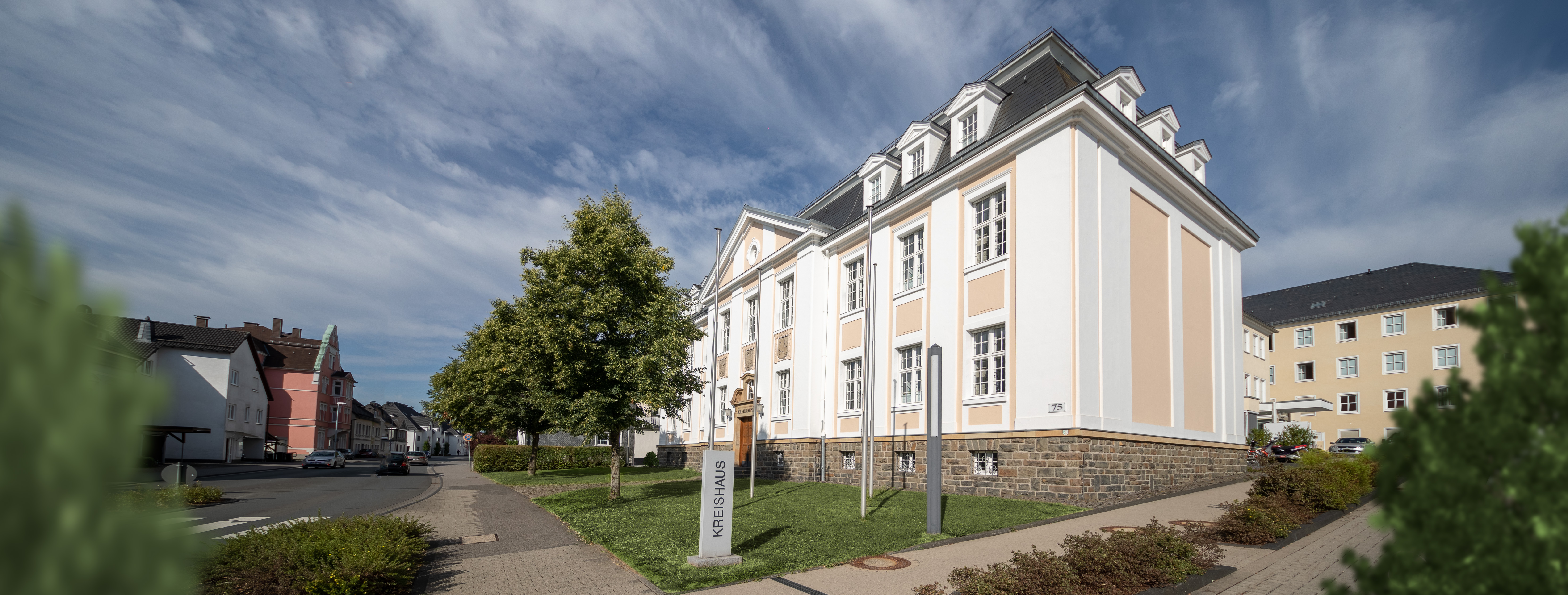 Grafik vor dem Stellenangebot