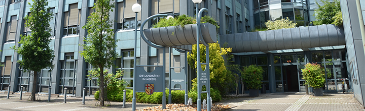 Grafik vor dem Stellenangebot