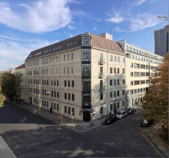 Grafik vor dem Stellenangebot